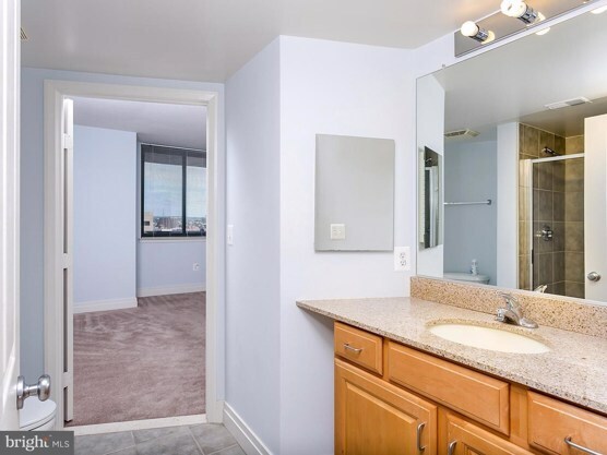 Bathroom 2 - 414 Water St