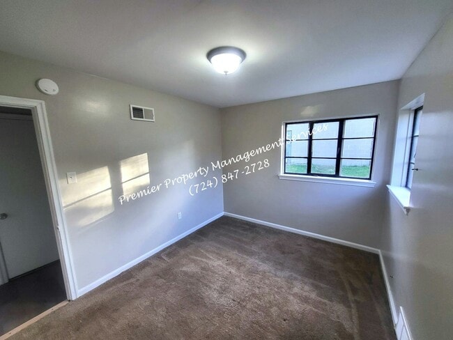 Building Photo - 2435 Brodhead Rd