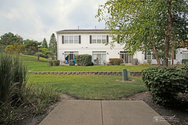 Building Photo - 3152 Falling Waters Ln
