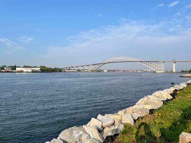 Building Photo - 25 Kelly Pkwy