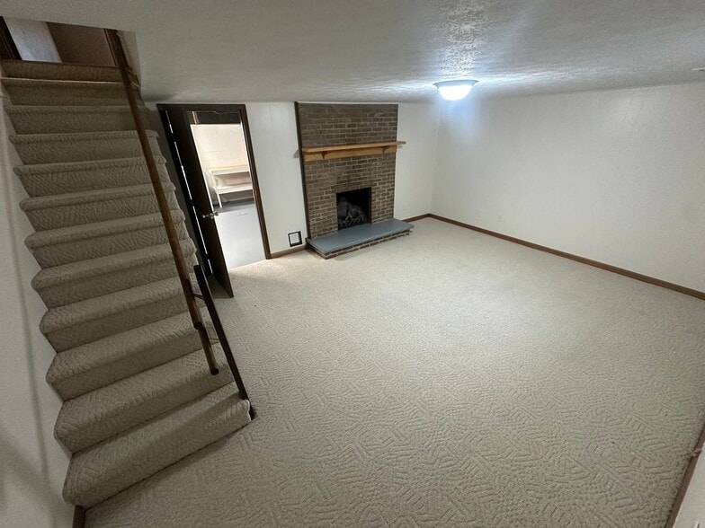 Building Photo - 29 Campbell Dr