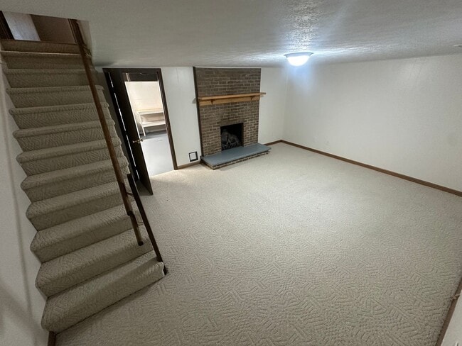 Building Photo - 29 Campbell Dr