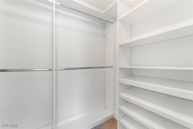 Building Photo - 175 Wicked Wedge Way
