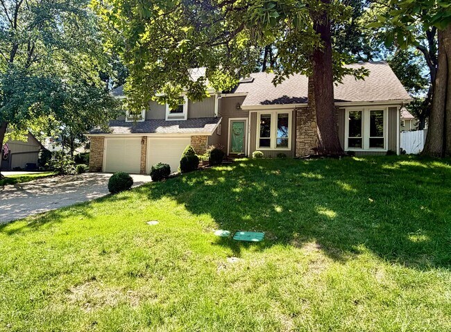 Building Photo - 8238 Parkhill Cir