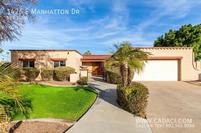 Building Photo - 1426 E Manhatton Dr