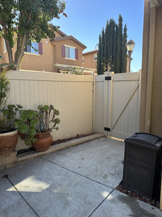 Entry gate to yard - 33519 Winston Way