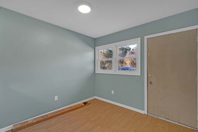 Building Photo - 7046 Bray Rd