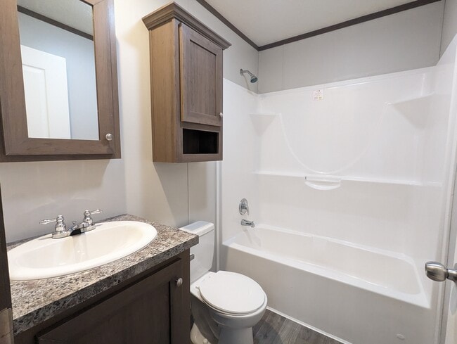 Building Photo - 46000 Geddes Rd