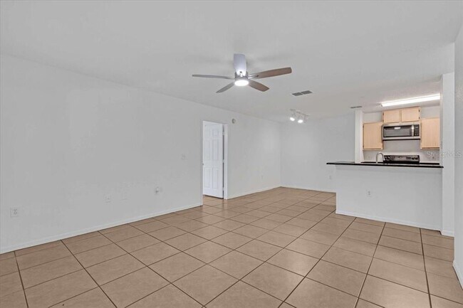 Building Photo - 7417 Vista Way