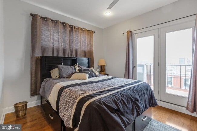 Building Photo - 2524 Sepviva St