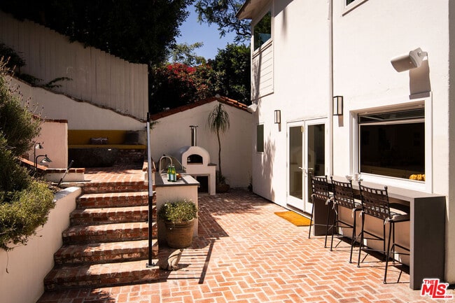 Building Photo - 2003 El Cerrito Pl