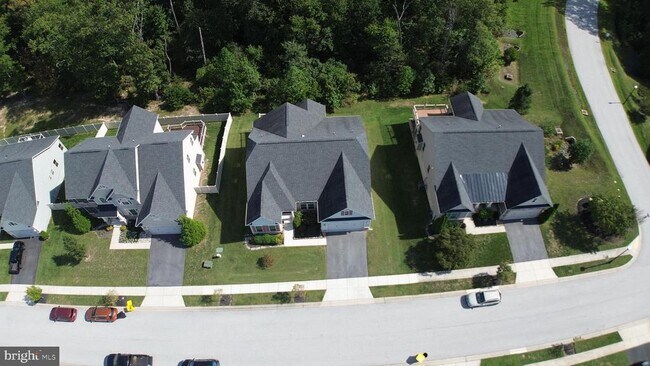 Building Photo - 7570 Arundel Woods Dr