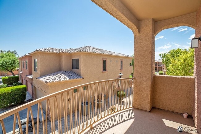 Building Photo - 3565 W 22nd St