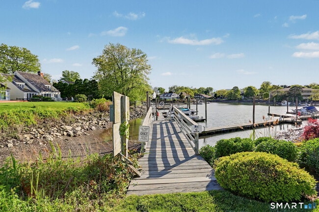 Building Photo - 81 Dolphin Cove Quay
