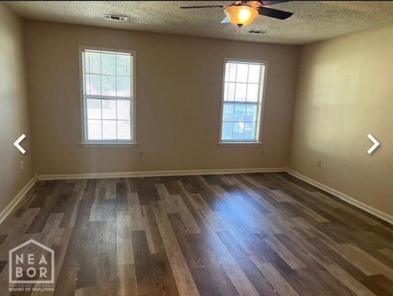 Building Photo - 4105 Kents Pl