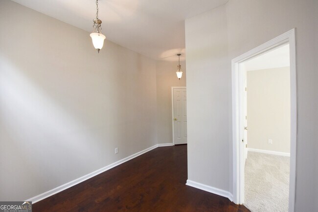 Building Photo - 208 Turnbridge Cir