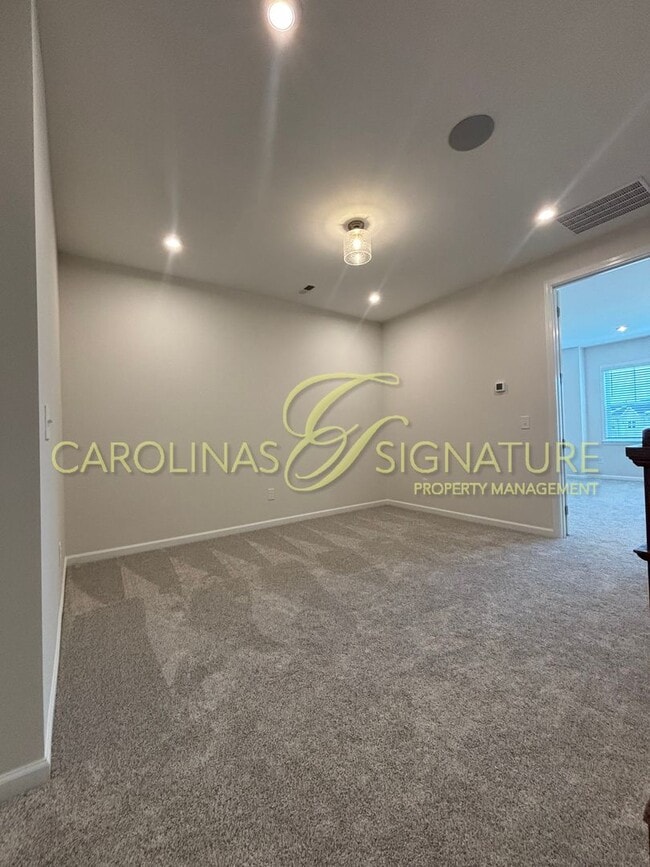 Building Photo - Brand New; Former Model Home; 3BR/2.5BA Townhouse