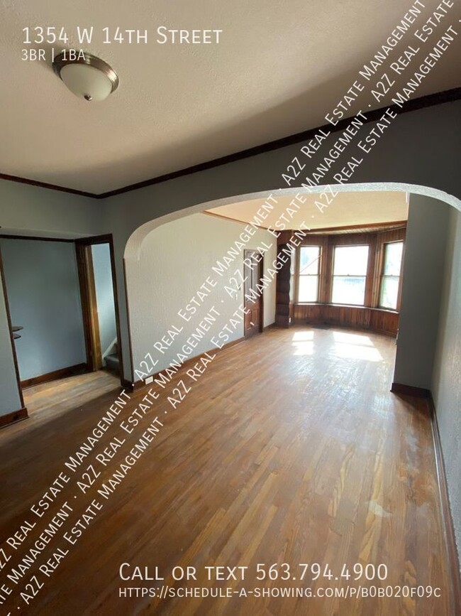 Building Photo - Beautiful Spacious 3 Bedroom 1 Bathroom Ne...