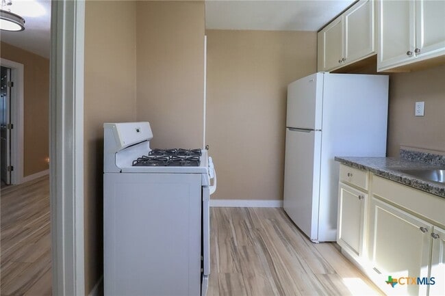 Building Photo - 1108 Culp Ave