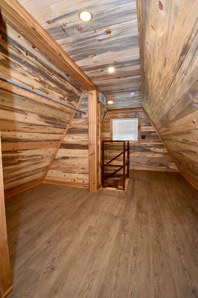 Building Photo - 1 Bedroom House in Ruston With Lots of Upd...