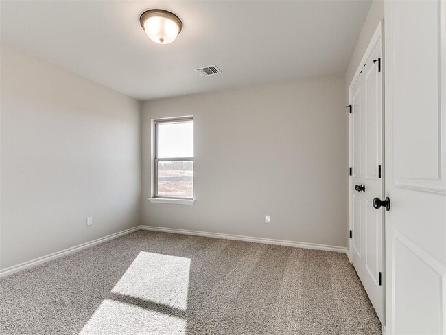 Building Photo - 12028 Rockbed Dr