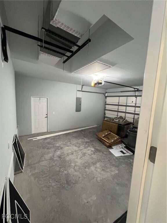 Building Photo - 5637 Genesee Pkwy