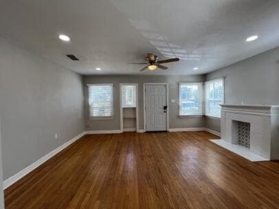 Building Photo - 2322 26th St