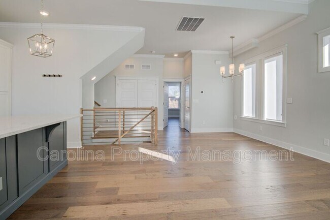 Building Photo - 5939 Ardrey Kell Rd