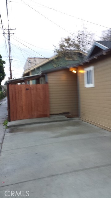 Building Photo - 788 Dawson Ave