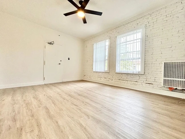 Building Photo - Kenmore Park Apartments