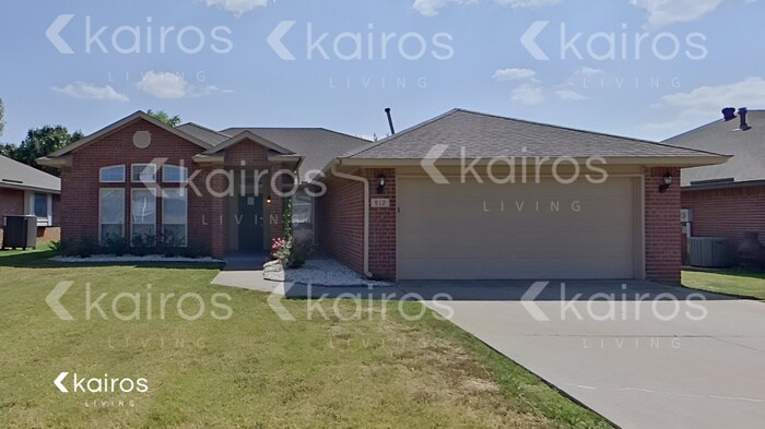 Primary Photo - 912 SE 38th St