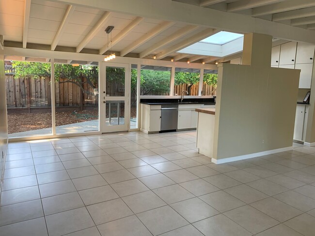 Building Photo - BEST VALUE IN PA!!  Charming Eichler, Midtown location, GREAT PA schools, EASY commute!