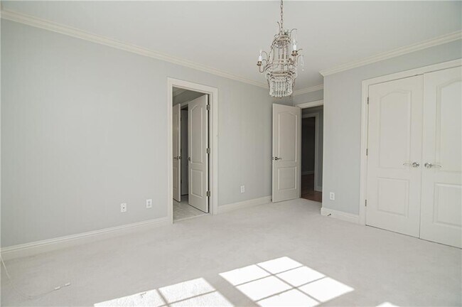 Building Photo - 4012 Erin Dr