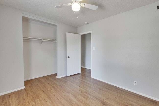 Building Photo - 1714 Timber Ridge Dr