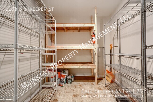 Building Photo - 1106 S Streeper St
