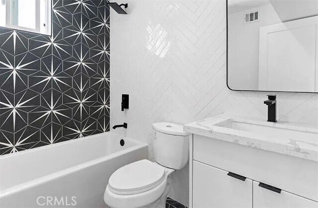 Building Photo - 6417 Lexington Ave