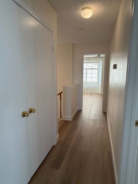 Building Photo - 3380 Stacey Lyn Dr