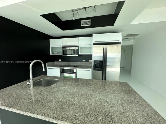 Building Photo - 888 Biscayne Blvd