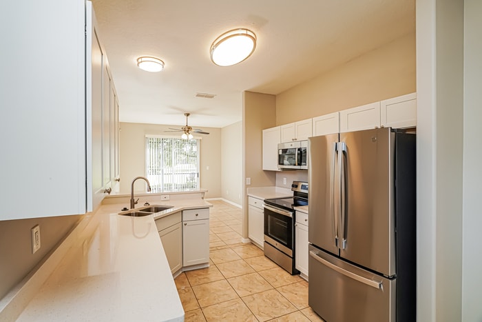 Building Photo - 10112 Andover Point Cir