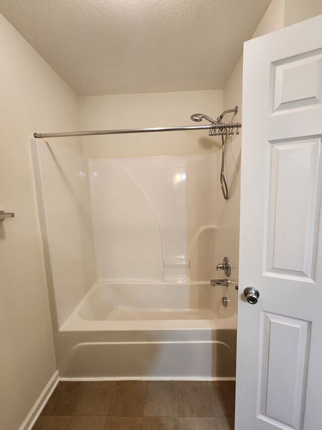 Building Photo - Welcome Home!