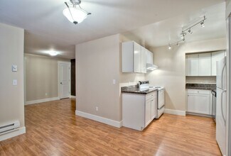 Building Photo - 15536 Shoreline
