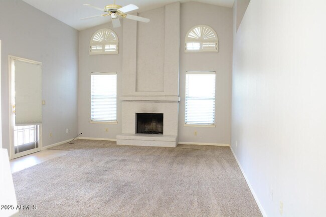 Building Photo - 9548 E Desert Trail