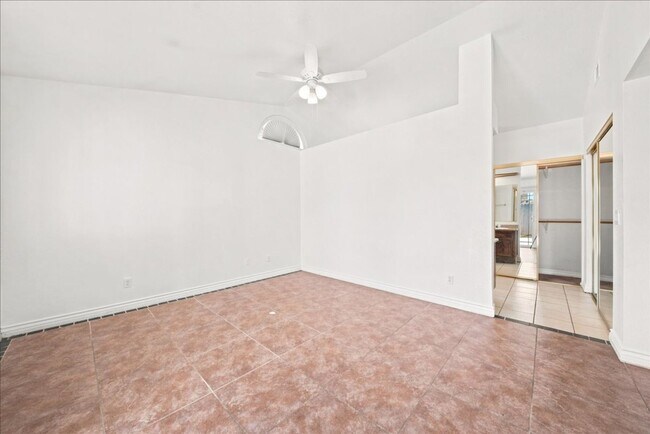 Building Photo - 8408 Silver Run Way