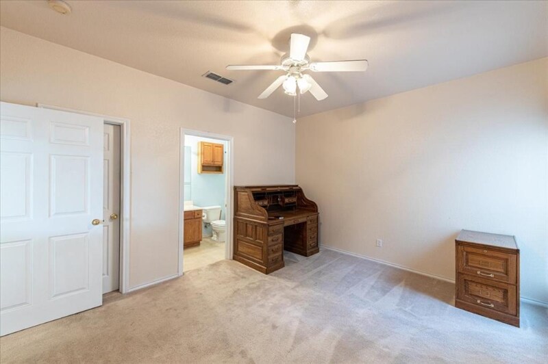 Building Photo - 400 Gaither St