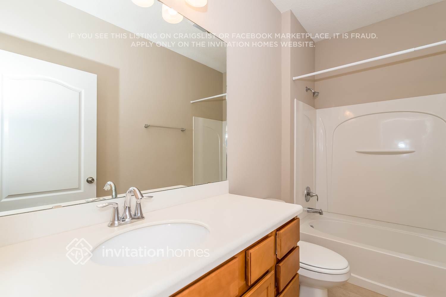 Building Photo - 684 Briar View Dr