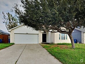 Building Photo - No Application Fees* $500 off 1st Months R...