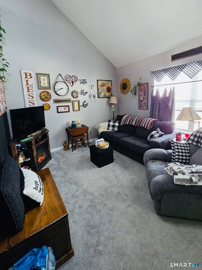 Building Photo - 41 Glen Ridge Ct