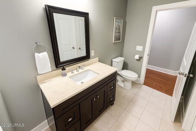 Building Photo - 29 Downing Dr