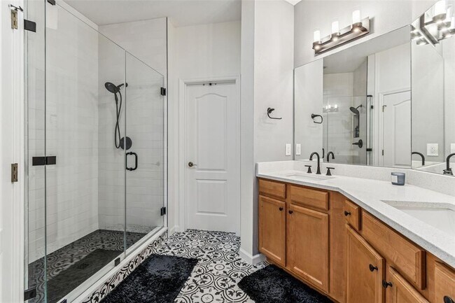 Building Photo - 10659 Whittington Ct