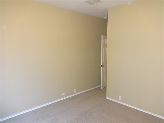 Building Photo - 2807 Edgewick Elm St